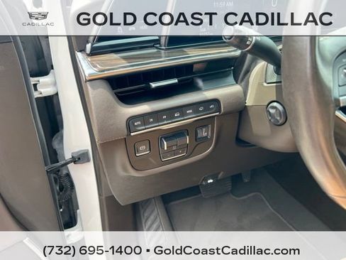 Used 2021 Cadillac Escalade Sport w/ Driver Assist Tech Package AWD/4WD image 24