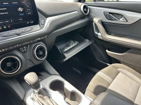 Used 2023 Chevrolet Blazer LT w/ Convenience Package FWD image 31