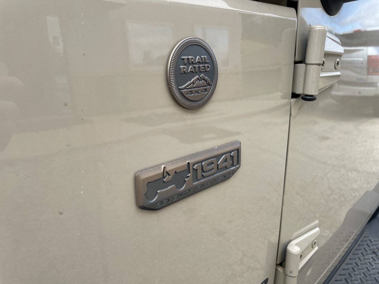 Used 2016 Jeep Wrangler Unlimited Sahara AWD/4WD image 68
