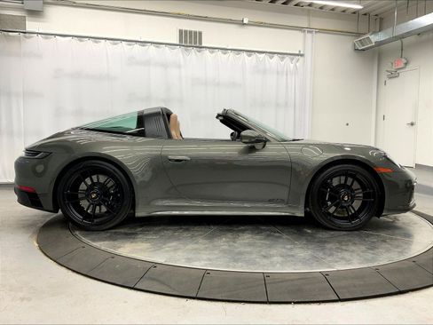 Certified 2023 Porsche 911 Targa 4 GTS AWD/4WD image 8