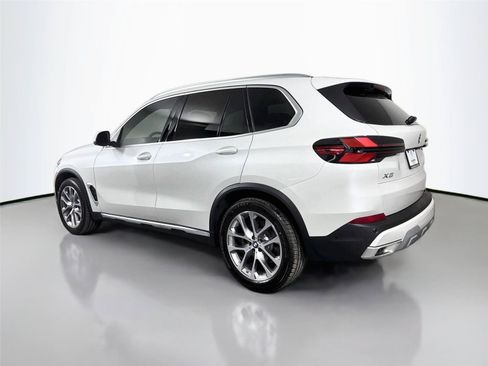 New 2026 BMW X5 xDrive40i w/ Climate Comfort Package AWD/4WD image 7