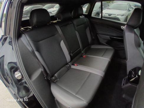 Used 2023 Volkswagen ID.4 Pro S AWD/4WD image 16