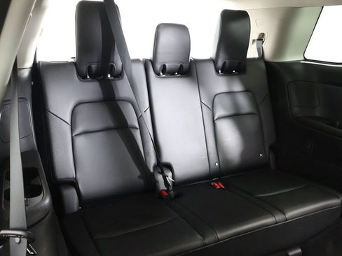 Used 2023 Nissan Pathfinder SL w/ Lighting Package (N92) image 41