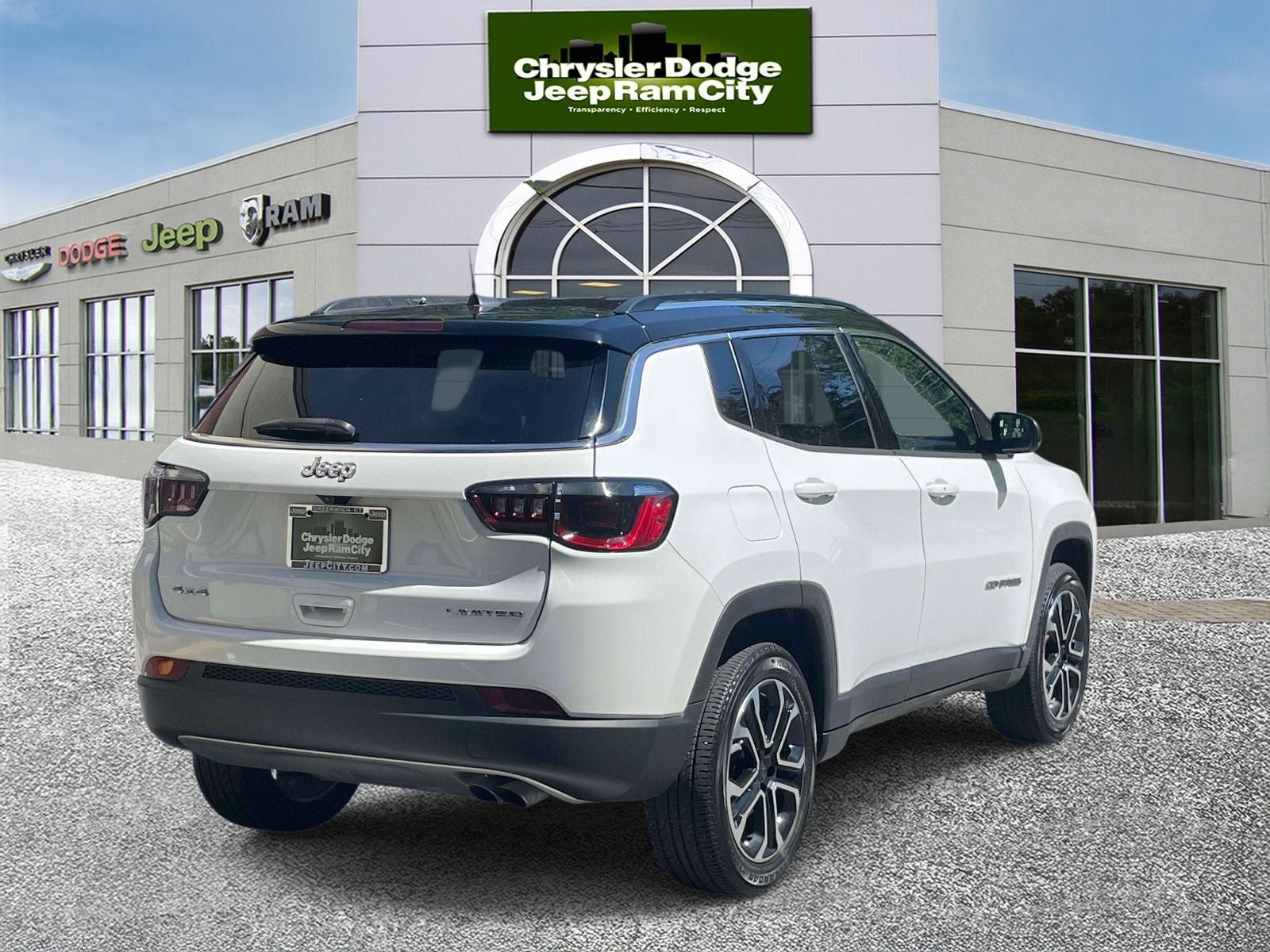 Used 2022 Jeep Compass Limited AWD/4WD image 6