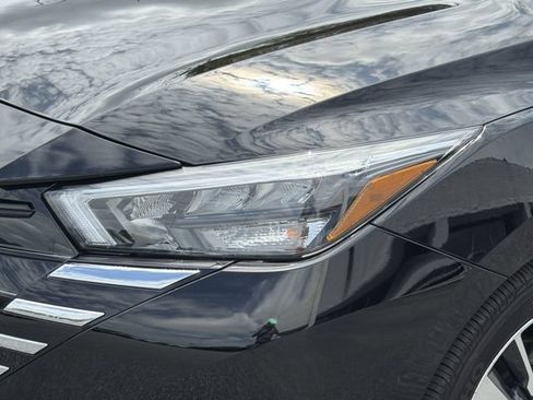 Used 2025 Nissan Versa S w/ S Plus Package FWD image 27