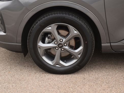 Used 2023 Ford Escape ST-Line Select w/ Tech Pack #2 image 28