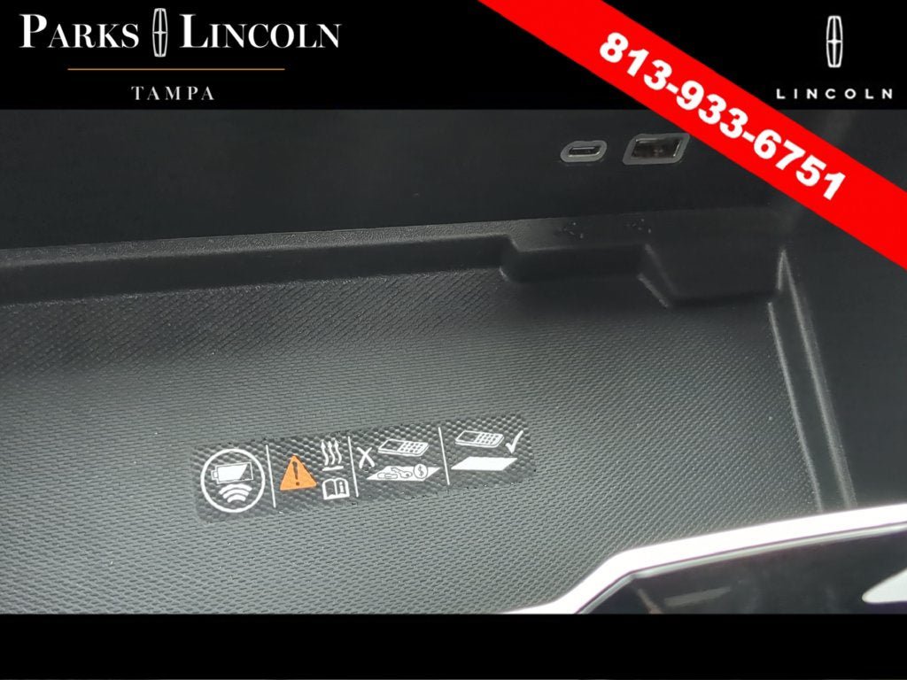 Used 2025 GMC Yukon XL Denali w/ Sun & Power Step Package RWD image 23