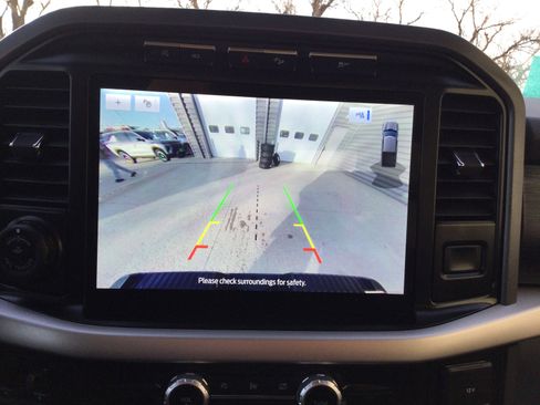 Used 2021 Ford F150 XLT w/ Equipment Group 302A High image 11