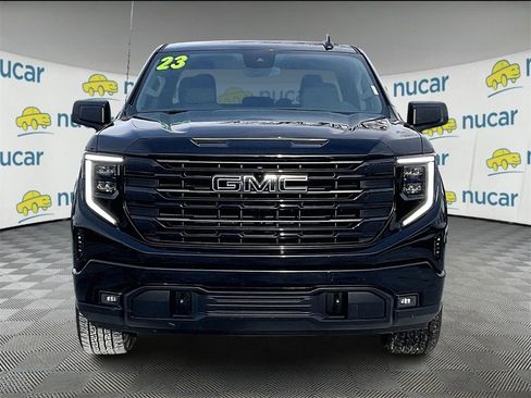 Used 2023 GMC Sierra 1500 Elevation image 2