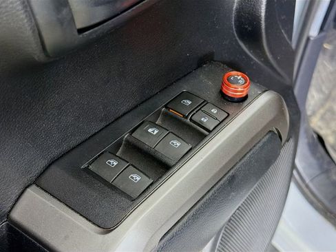 Used 2021 Toyota Tacoma 2WD Double Cab image 19