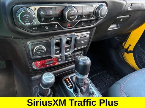 Used 2020 Jeep Wrangler Rubicon w/ Uconnect 4C Nav & Sound Group AWD/4WD image 19