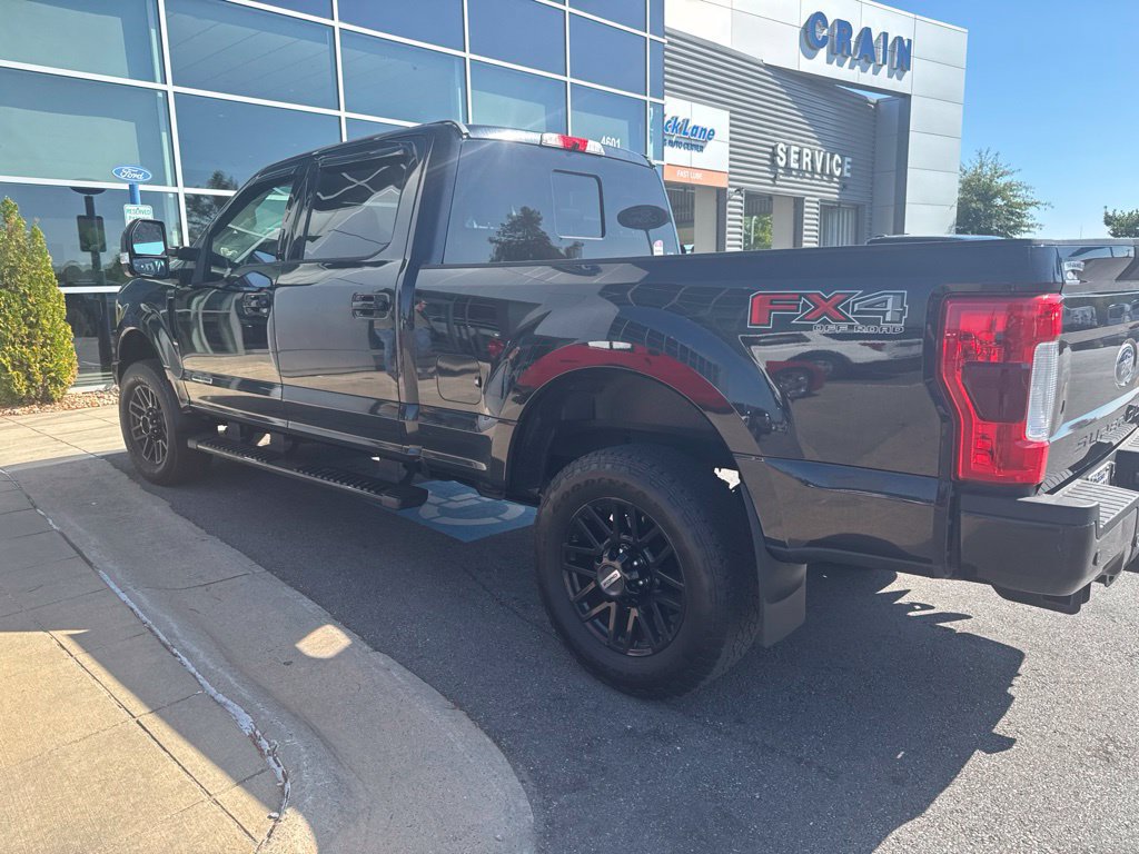 Used 2019 Ford F250 Lariat AWD/4WD image 2
