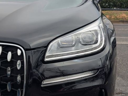 New 2026 Lincoln Corsair Reserve image 9