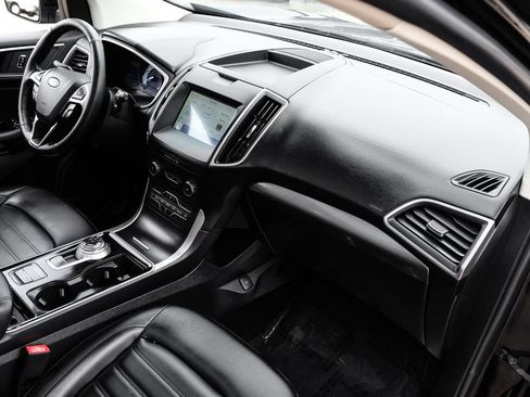 Used 2020 Ford Edge SEL w/ Convenience Package FWD image 10