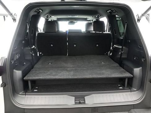 Used 2025 Lexus LX 700h Overtrail AWD/4WD image 14