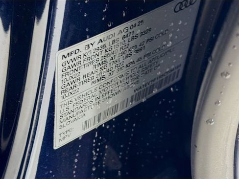 Used 2025 Audi Q8 Premium Plus image 35