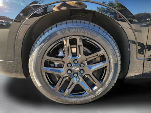 Certified 2023 Chevrolet Blazer RS w/ Driver Confidence II Package image 34