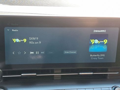 Used 2024 Hyundai Kona Limited image 18