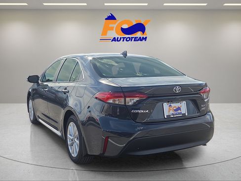 Used 2026 Toyota Corolla XLE FWD image 3
