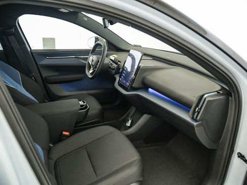 New 2026 Volvo EX30 Plus w/ Climate Package image 15