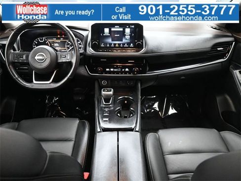 Used 2023 Nissan Rogue SL w/ SL Premium Package image 9