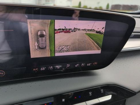 New 2026 Buick Enclave Avenir w/ Super Cruise Package FWD image 41