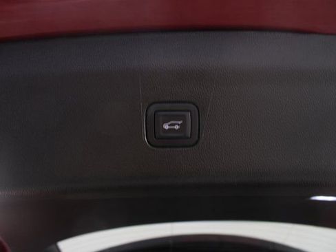 Used 2023 Buick Enclave Essence w/ Experience Buick Package image 21