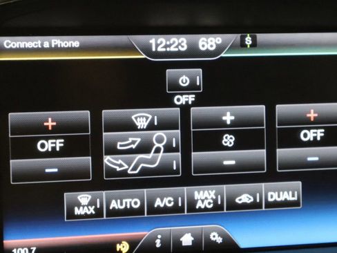 Used 2015 Ford Escape Titanium w/ Equipment Group 301A image 37