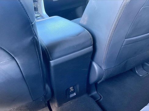 Used 2023 Mitsubishi Eclipse Cross SE image 29