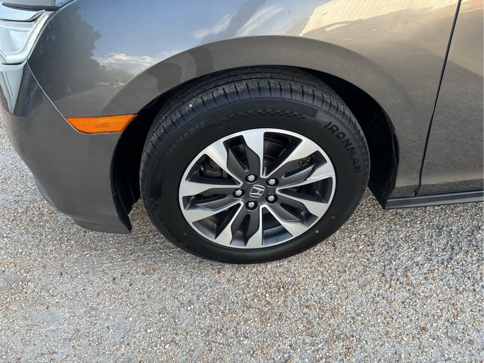Used 2021 Honda Odyssey EX-L image 11