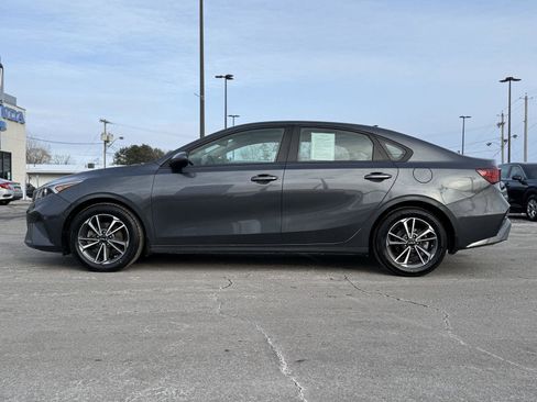 Used 2023 Kia Forte LXS w/ LXS Technology Package image 8