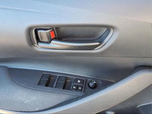 Used 2024 Toyota Corolla LE image 20