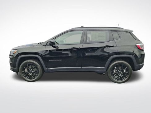 New 2026 Jeep Compass Latitude image 6