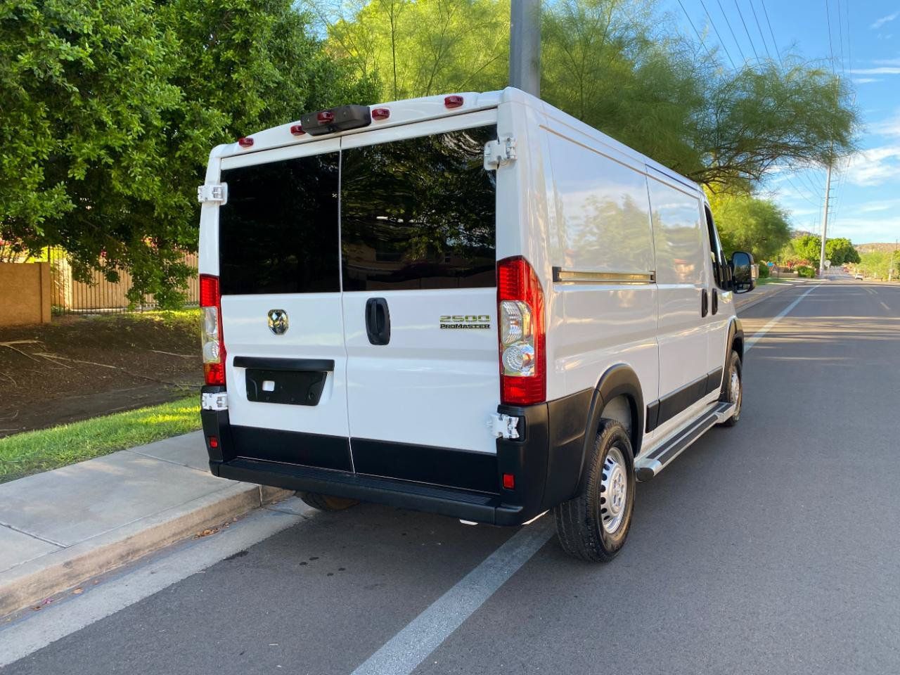 Used 2025 RAM ProMaster 2500 w/ U-Haul Equipment Group FWD image 8