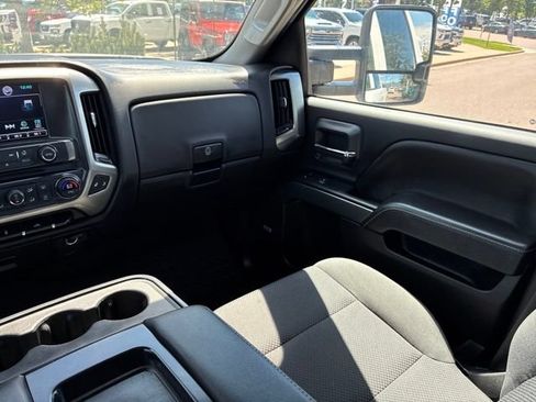 Used 2019 Chevrolet Silverado 2500 LT w/ LT Convenience Package AWD/4WD image 20