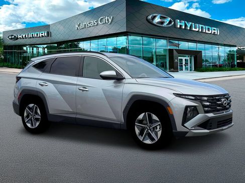 New 2026 Hyundai Tucson SEL FWD image 10