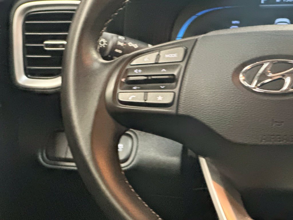Certified 2026 Hyundai Venue SEL FWD image 14