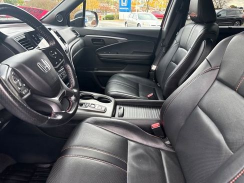 Used 2022 Honda Passport TrailSport image 15