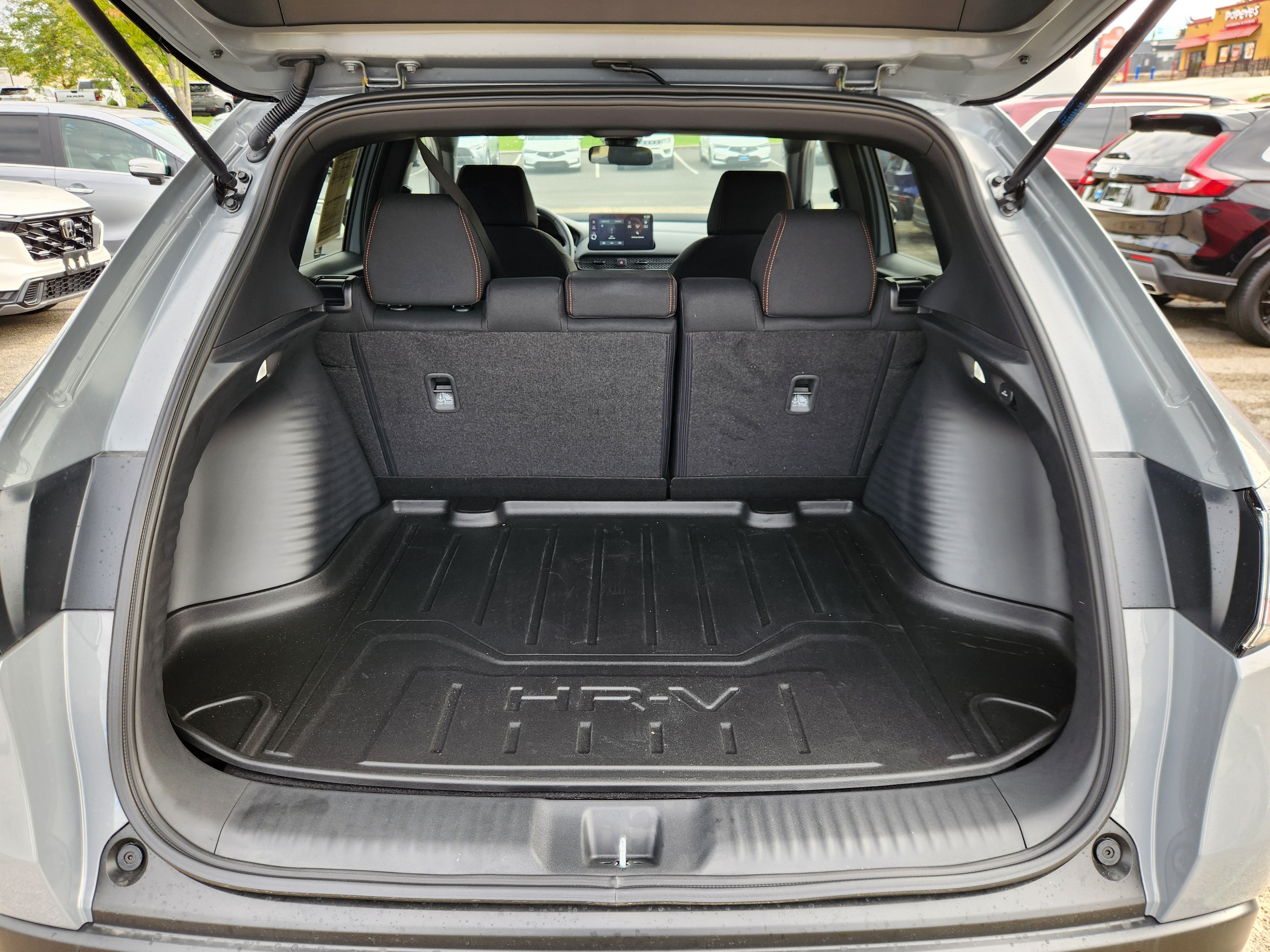 Certified 2027 Honda HR-V Sport image 18