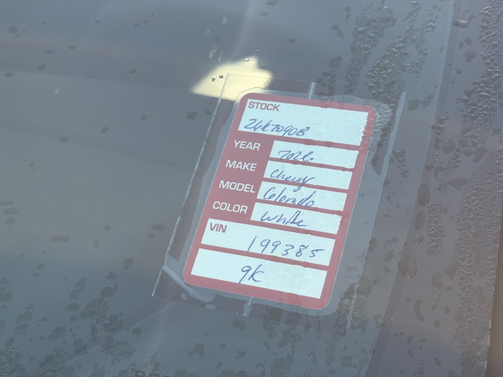 Used 2026 Chevrolet Colorado W/T RWD image 10