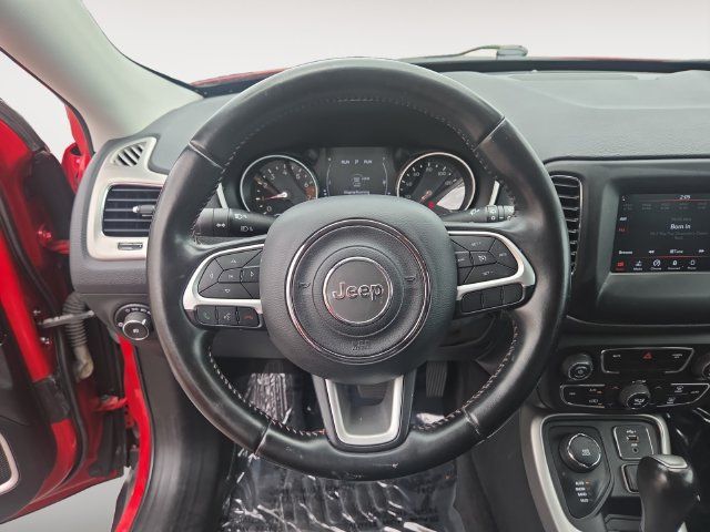 Used 2019 Jeep Compass Latitude AWD/4WD image 12