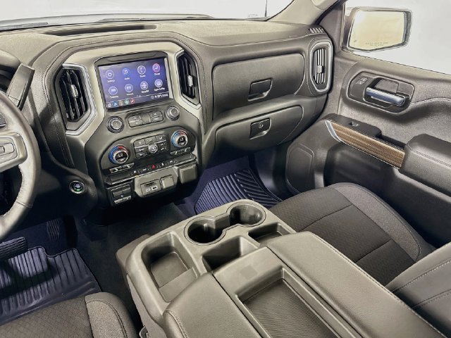 Used 2020 Chevrolet Silverado 1500 LT w/ All-Star Edition AWD/4WD image 24