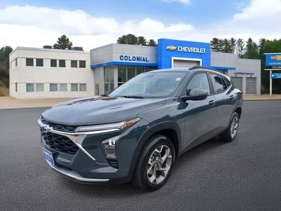 Used 2025 Chevrolet Trax LT