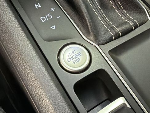 Used 2021 Volkswagen Atlas SEL FWD image 18