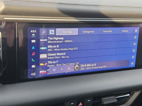 New 2026 Porsche Macan 4 Electric image 17