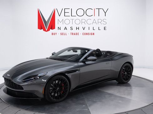 Used 2019 Aston Martin DB11 Volante image 10