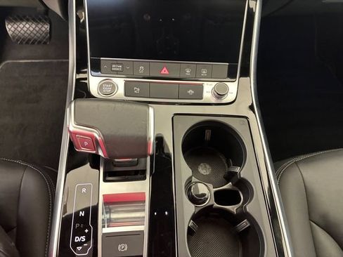 Used 2025 Audi Q7 3.0T Premium Plus AWD/4WD image 21