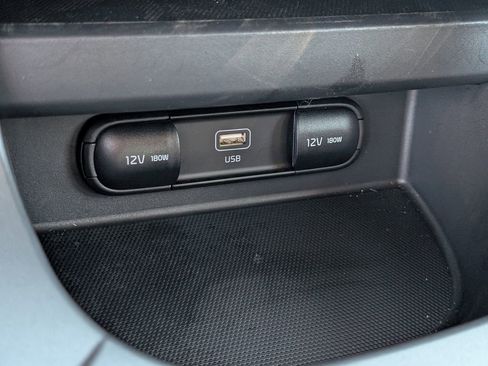 Certified 2024 Kia Seltos LX image 28