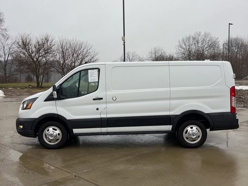 Used 2020 Ford Transit 250 Low Roof AWD image 5