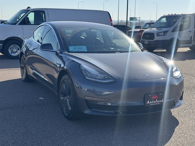 Used 2018 Tesla Model 3 Long Range AWD/4WD image 3